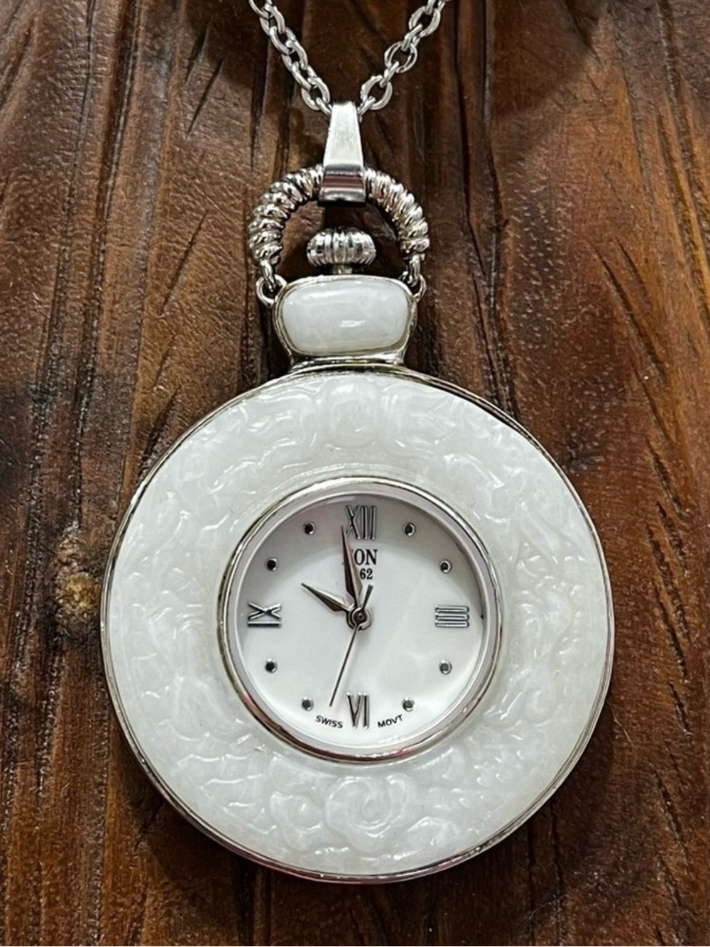 NWOT Eon 1962 Swiss Movement Carved Natural Jade Sterling Silver Watch Necklace